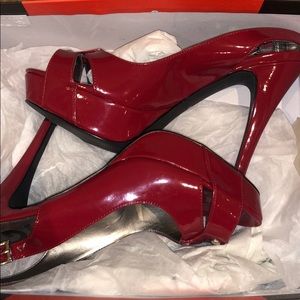 (2/$20) Brand New In Box Guess Heels